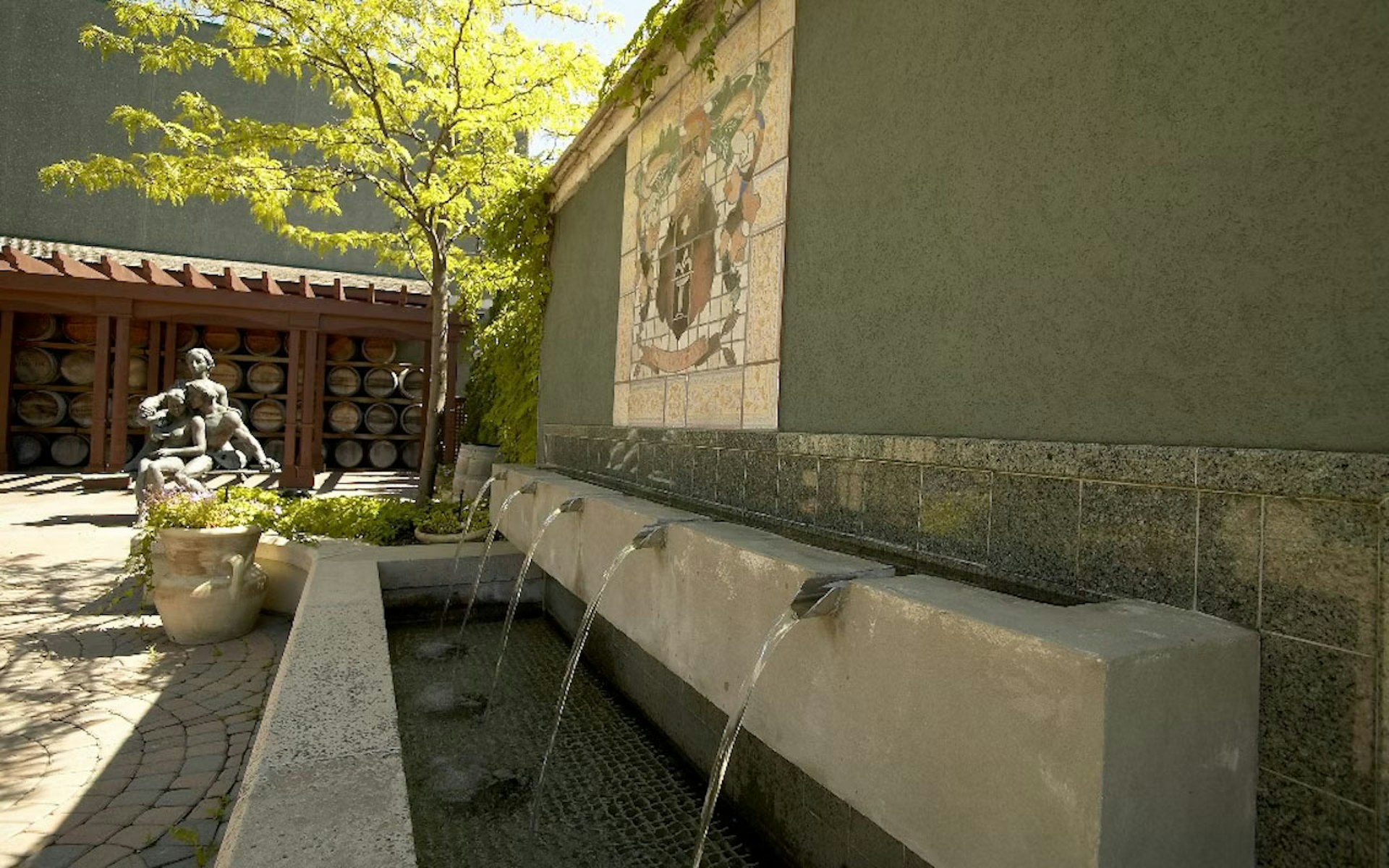 Magnotta Fountain